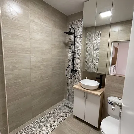 Restful Haven Apartment Bucharest